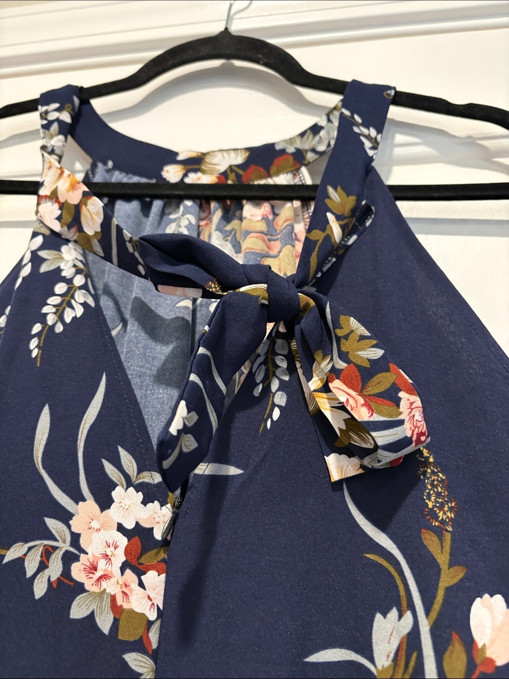 SHEIN Navy Floral Halter Maxi with Pink & Cream Blooms Size Large - Picture 4 of 9